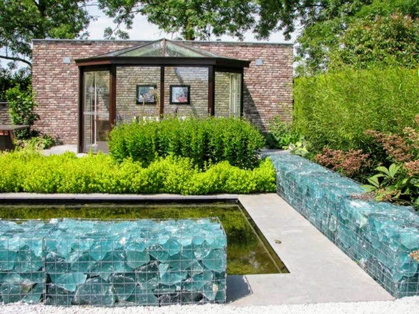 габионы с эрклезом в саду