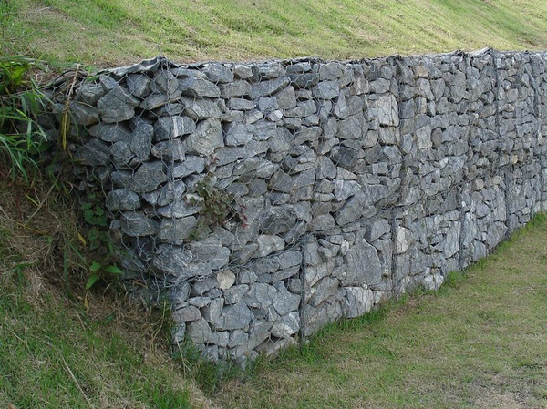 укрепление берега габионами